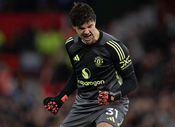 万全之策 队报：比赛中拉门斯的长传频繁且精准，推动了曼联的战术转型